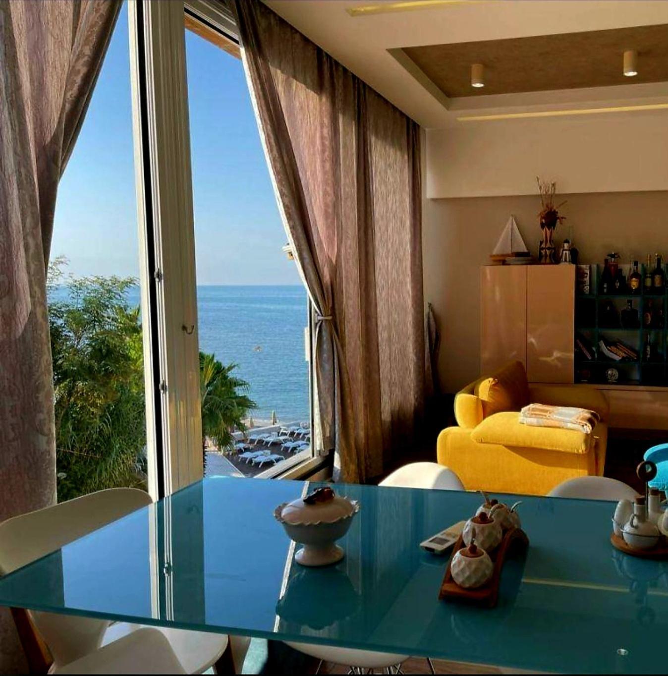 Sea&Sun&Sand Luxury Apartment In Durrës 외부 사진