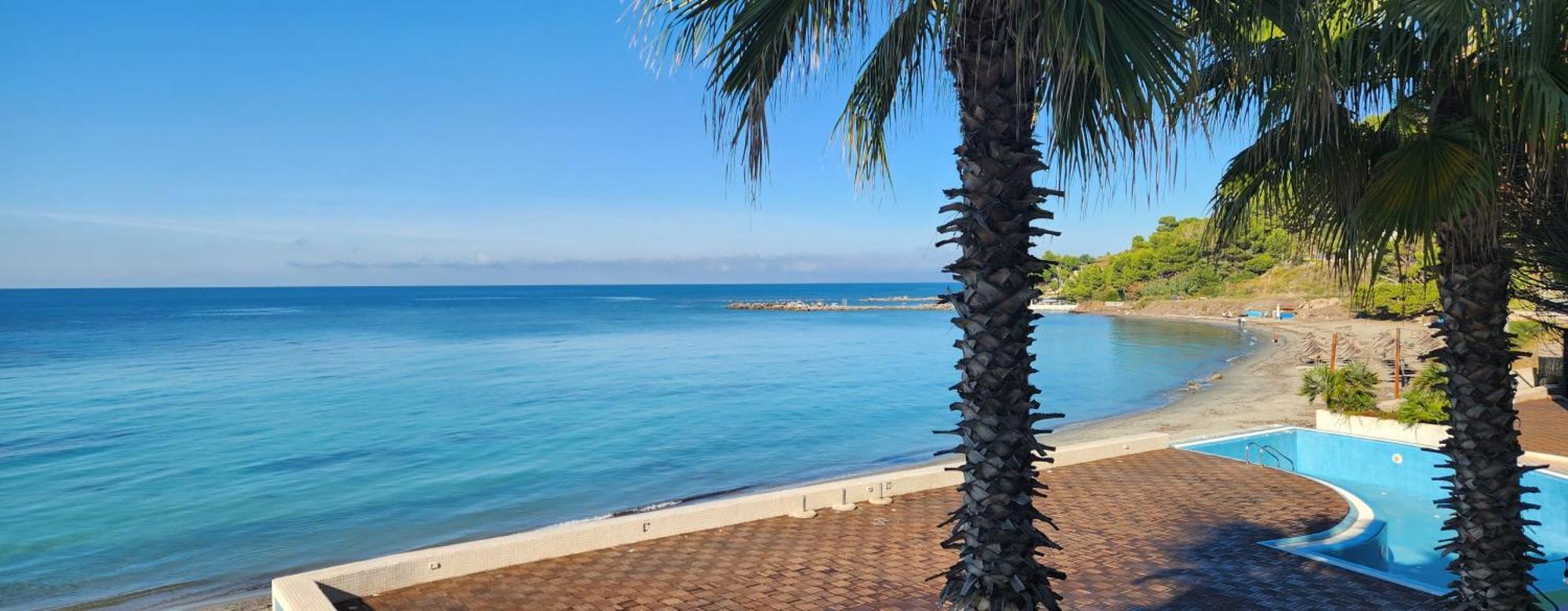 Sea&Sun&Sand Luxury Apartment In Durrës 외부 사진